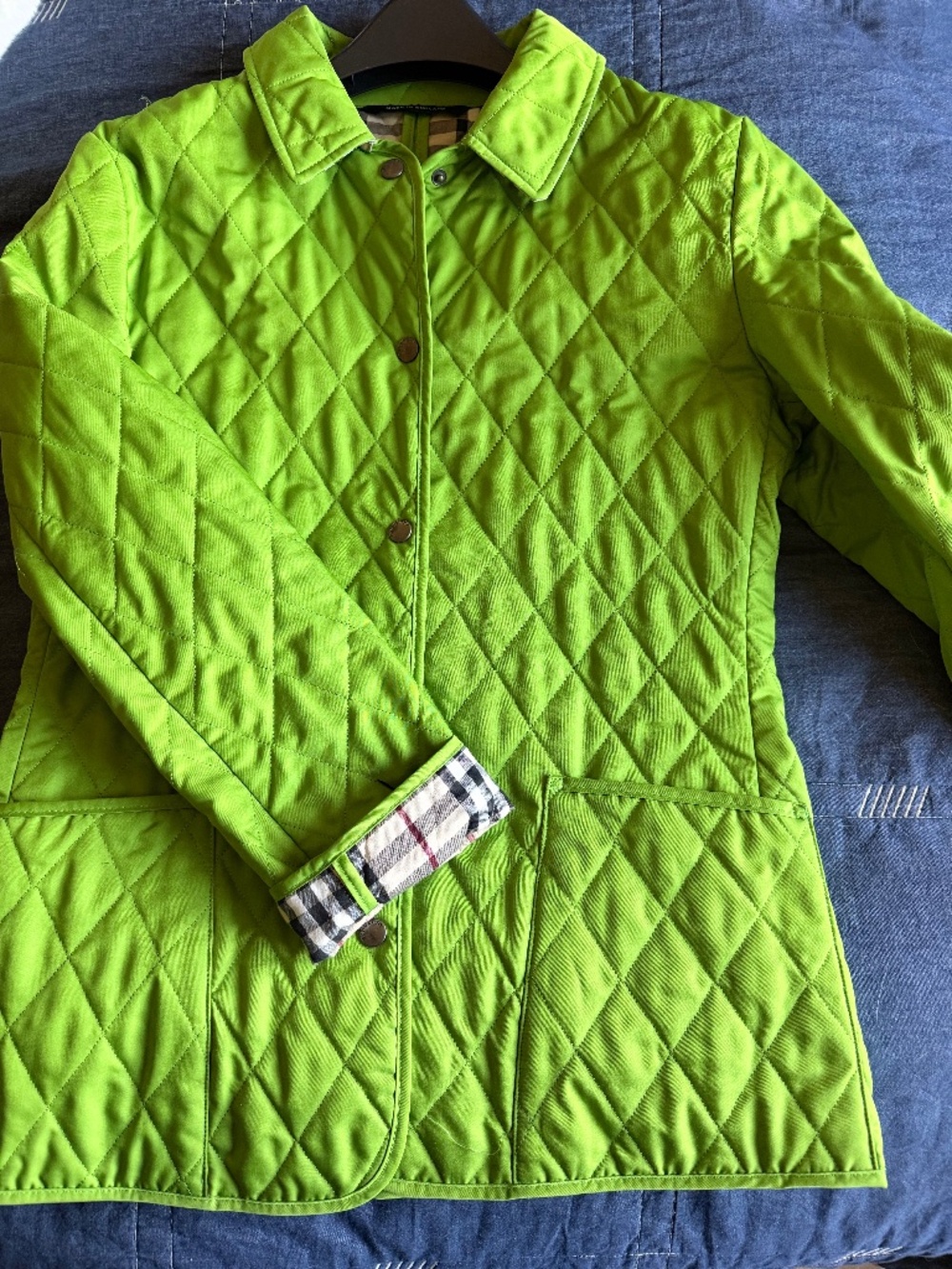 Women's Burberry emerald green diamond quilt coat with nova fabric